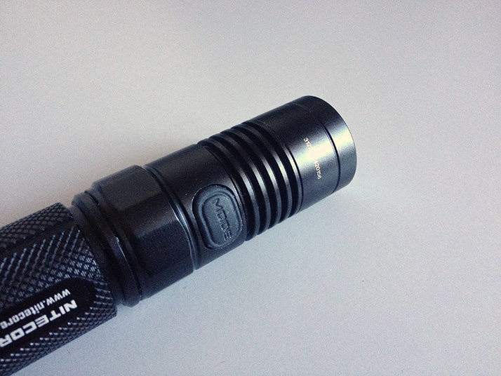 Nitecore P12