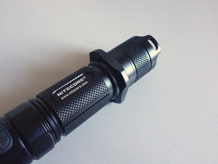 Nitecore P12