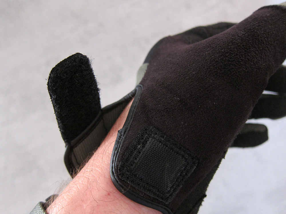 PIG gloves