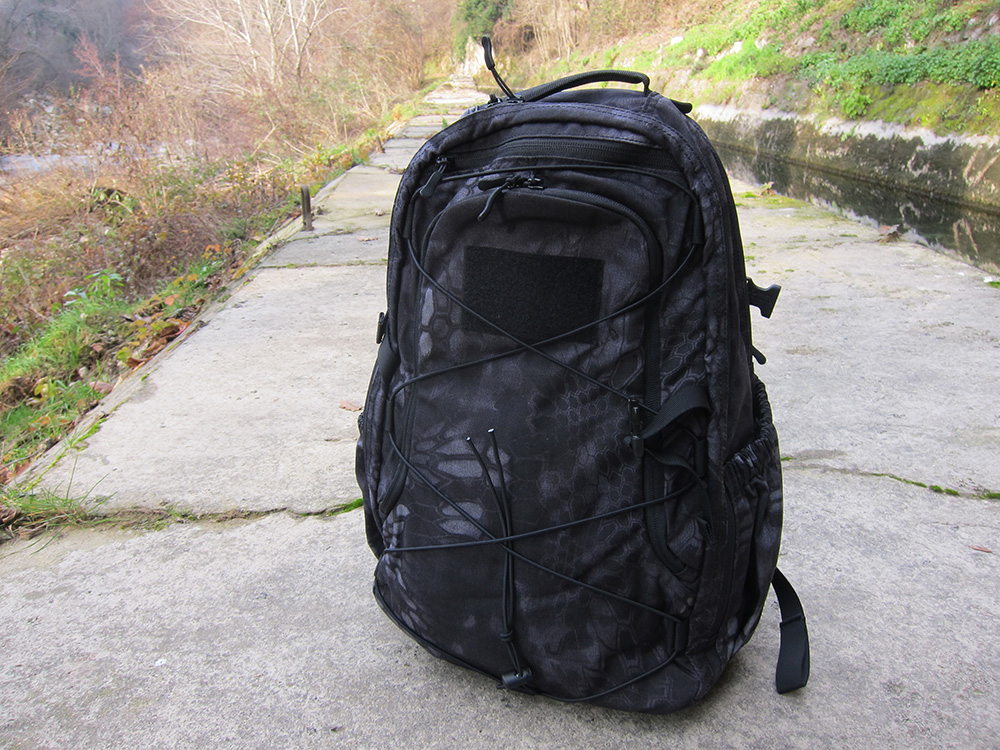 Evade backpack