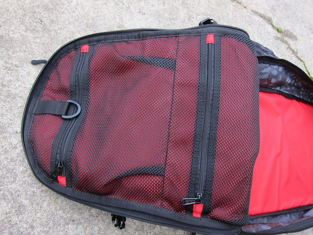 Evade backpack